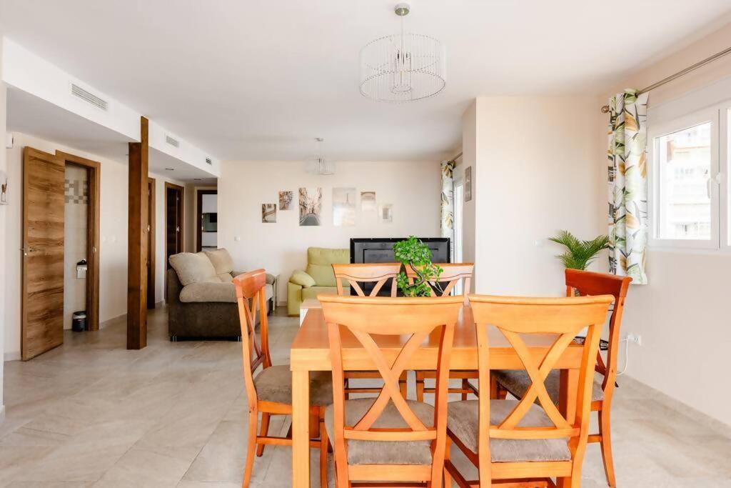 Amplio Con Vistas Al Mar Y Piscina En Benalmadena Apartment Exterior photo